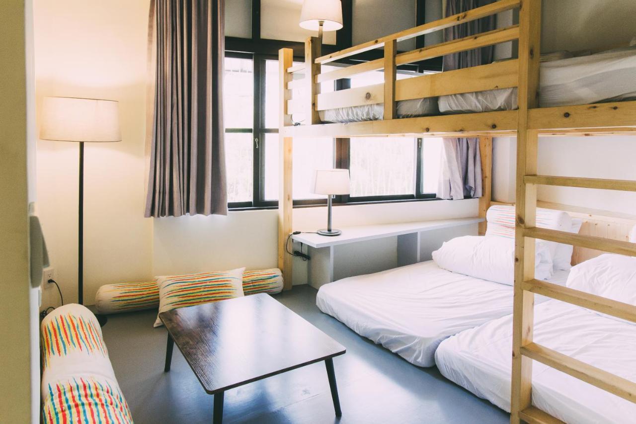 阿信輕旅 Apartment Tainan Exterior photo