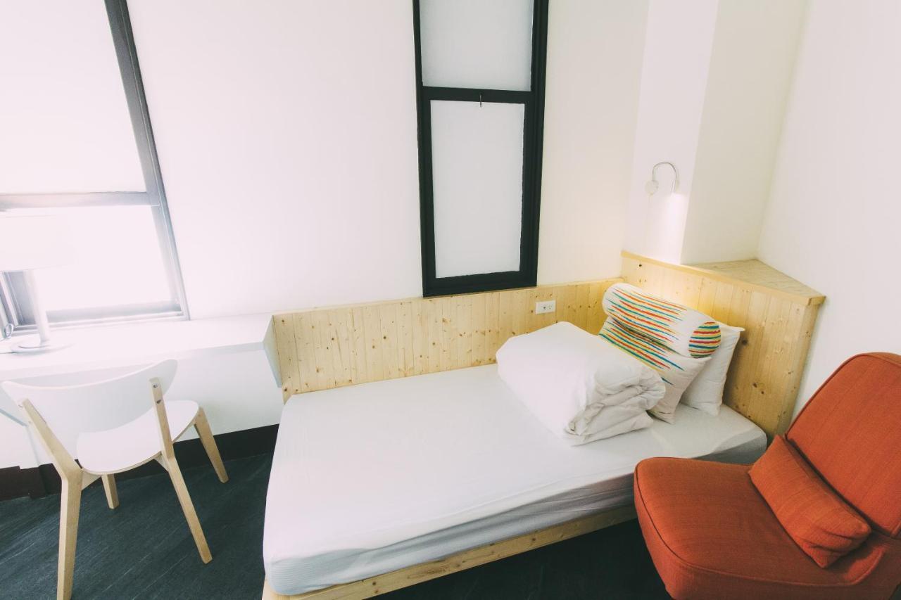 阿信輕旅 Apartment Tainan Exterior photo