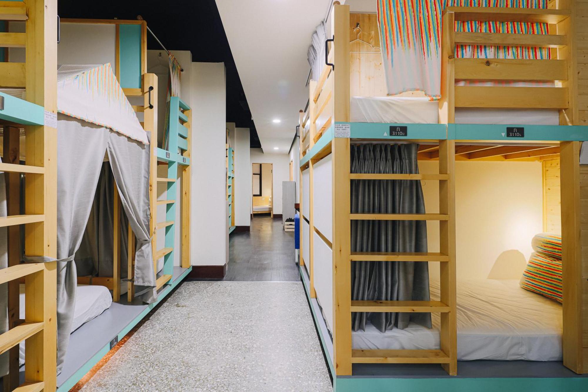 阿信輕旅 Apartment Tainan Exterior photo